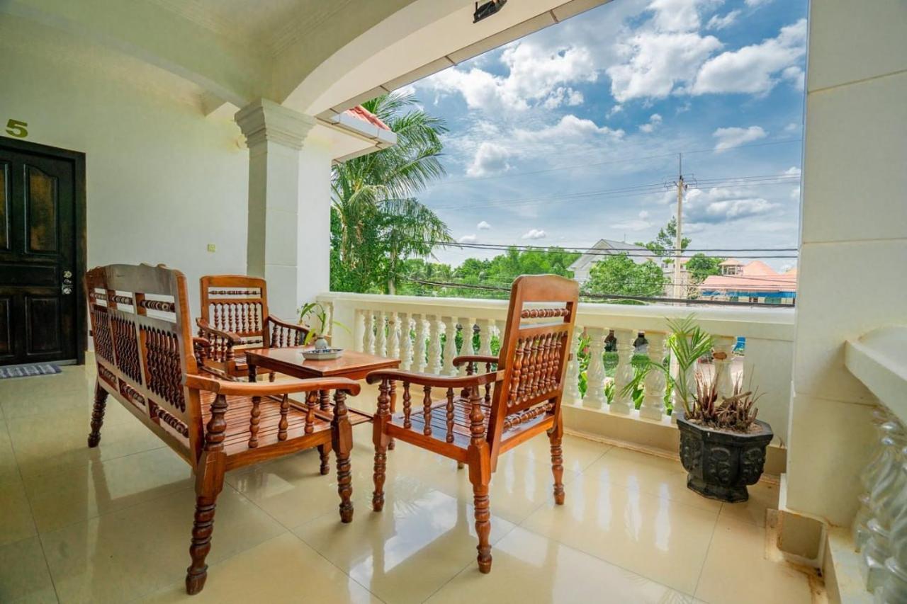 Ravoeun Angkor Boutique Hotell Siem Reap Exteriör bild